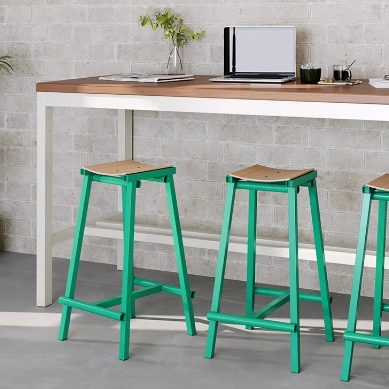 

Современные барные стулья из цельного дерева, модные табуреты с круглой столешницей для домашней мебели, кафе и кухонного острова