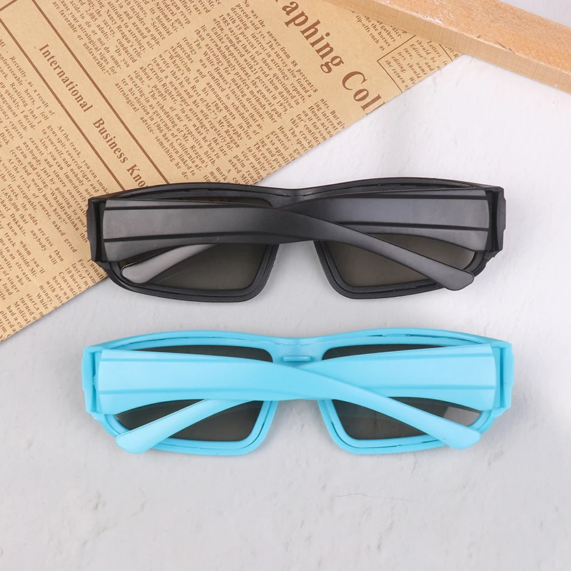 1Pc Blue Yellow Frame Polarized Passive 3D Glasses For Movie Theaters Cinema System 3D Televisions TV Home Theaters System