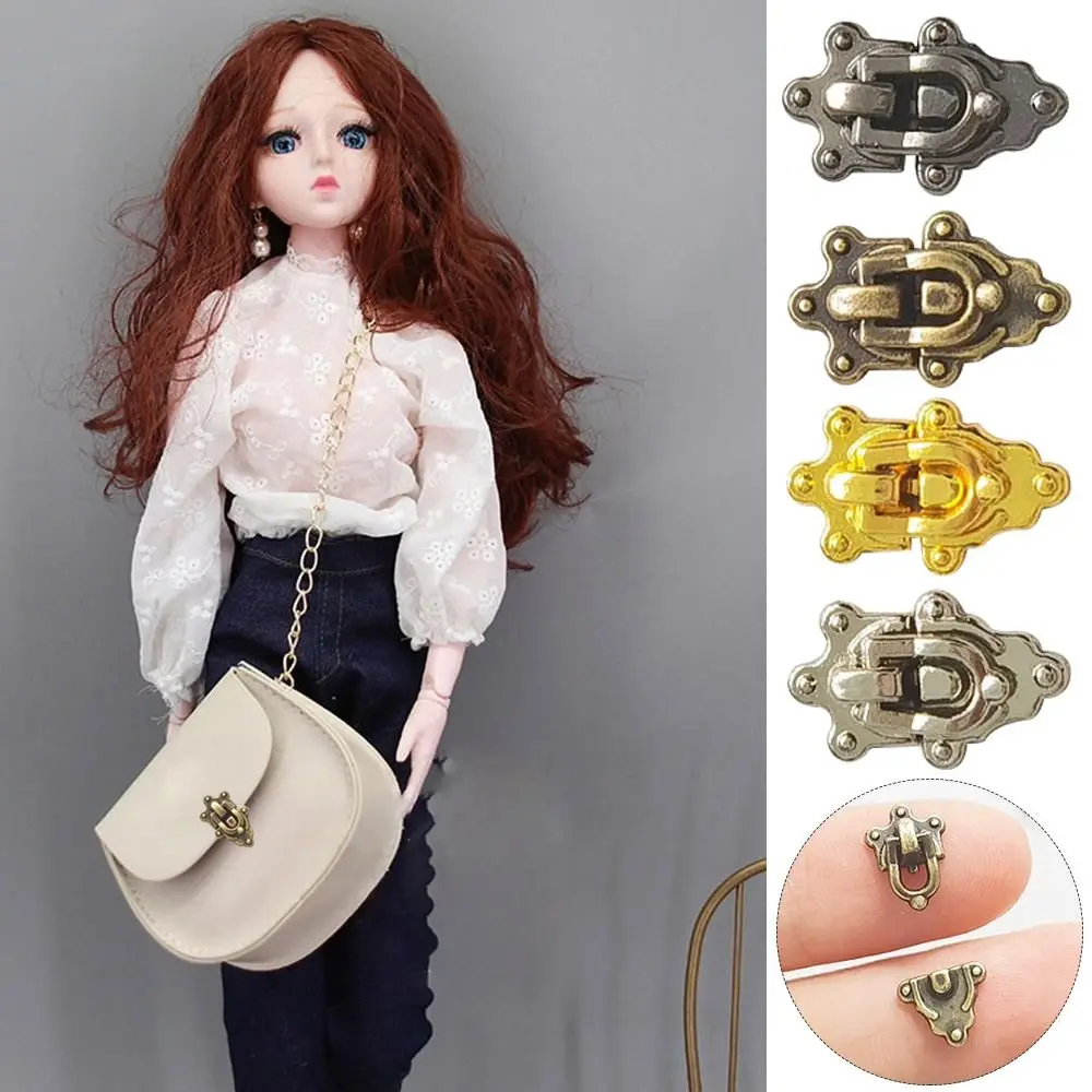 5 ชิ้นคุณภาพสูงมินิโลหะหัตถกรรมล็อค 4 สีตุ๊กตากระเป๋าอะไหล่กล่องล็อคตุ๊กตาอุปกรณ์เสริม