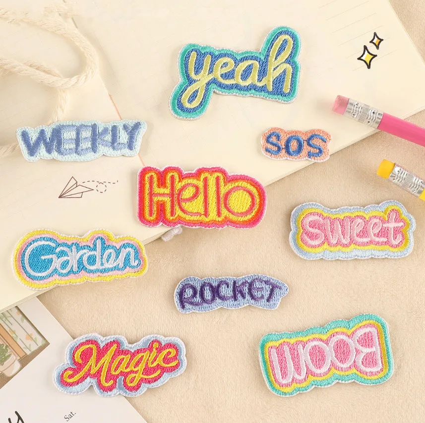 

10 шт., нашивка с вышивкой в виде железных слов, вышитая одежда, шляпа, сумка, материал для ремонта обуви, подарочная коробка для телефона, декор, аксессуары «сделай сам»