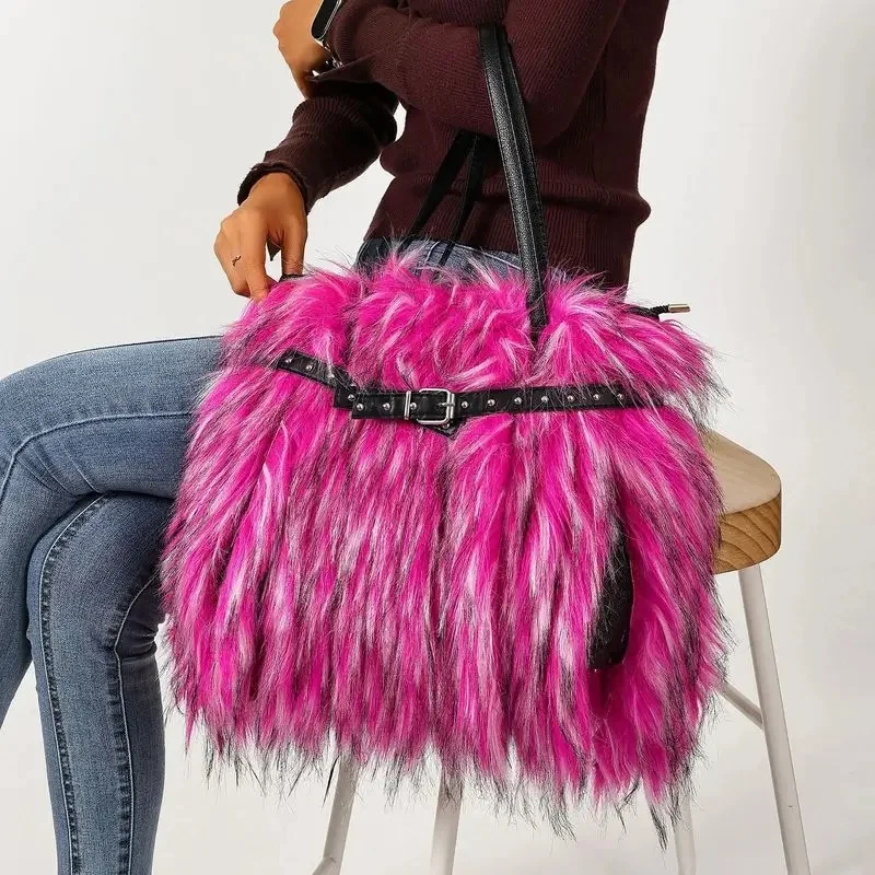 borsa-a-tracolla-in-pelliccia-sintetica-marrone-con-motivo-a-pelo-lungo-fibbia-a-cintura-con-borchie-grande-borsa-da-donna-ideale-per-l'inverno