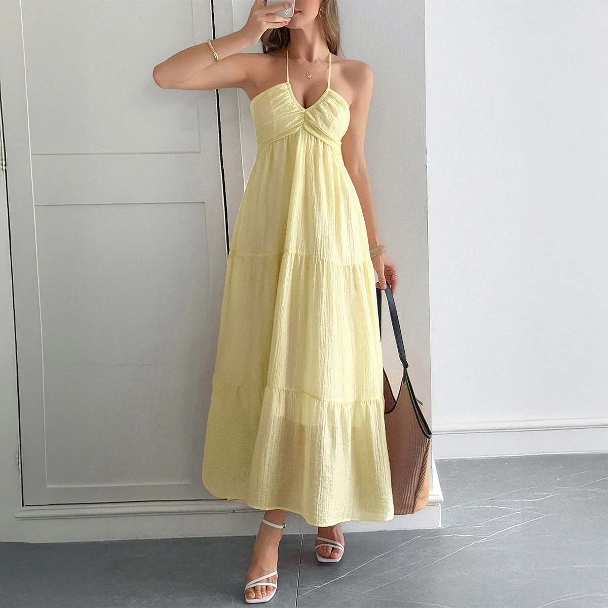 فستان طويل فساتين نسائية رسن شاطئ A Line Vestidos رقبة على شكل V بدون أكمام أنيق لصق Y2k ملابس الشارع الشهير صيف سادة 2025