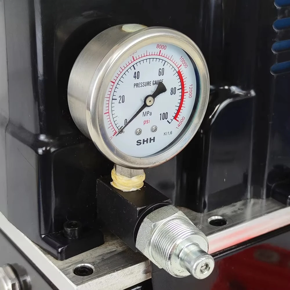 QQ-700 مضخة هيدروليكية محمولة أحادية الحركة تيار مستمر 220 فولت حزمة الطاقة الكهربائية