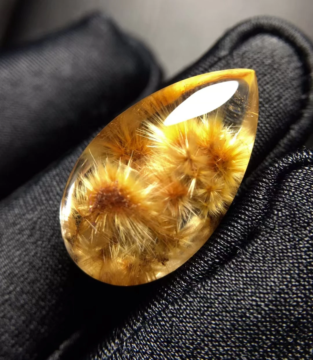 Natural Gold Rutilated Quartz Pendant Necklace Jewelry 22.5*13*9mm Flower Water Drop Yellow Rutilated Women Men AAAAAAA