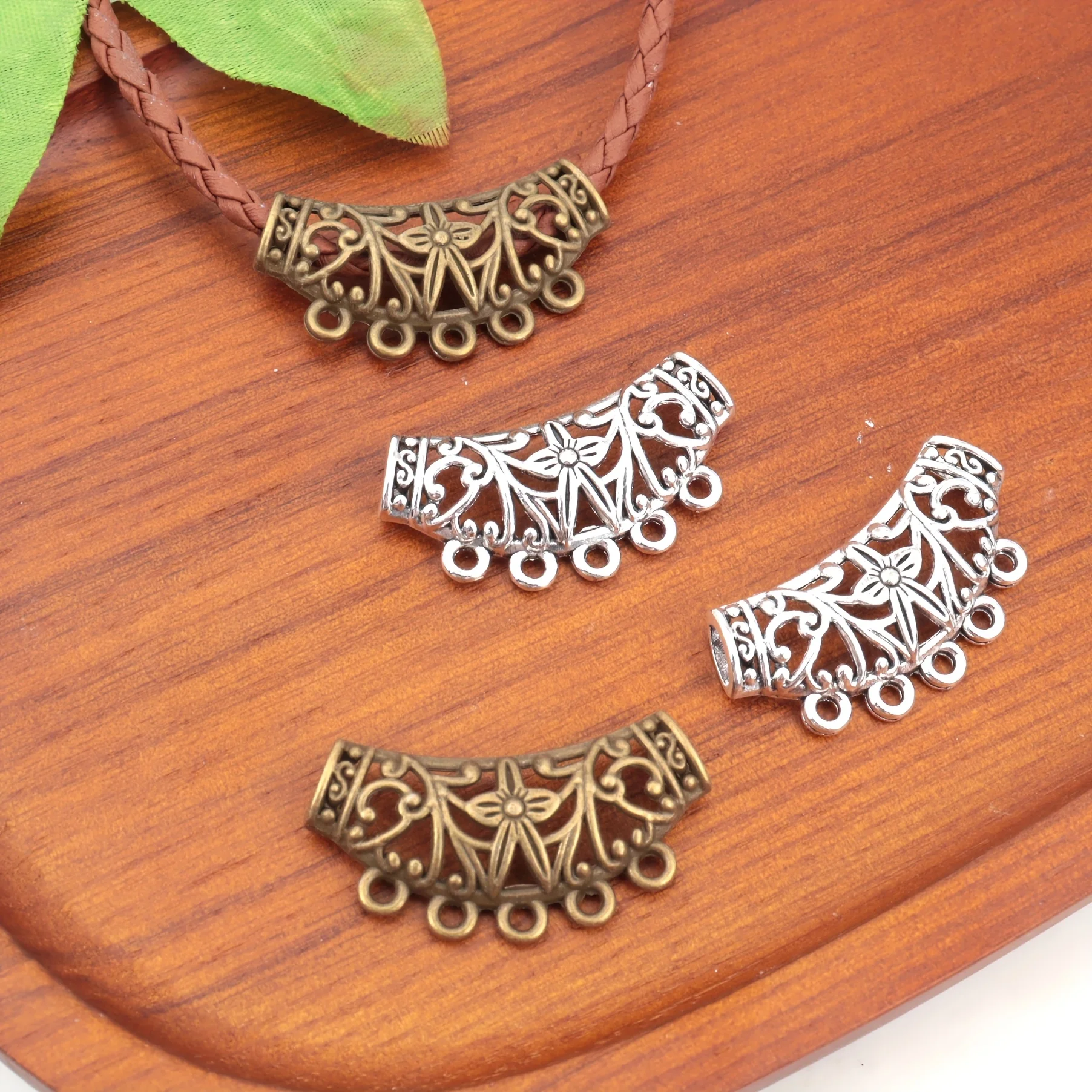 Ethnic Fashion Way - 10 hollowed-out vintage pattern pendant three-way
