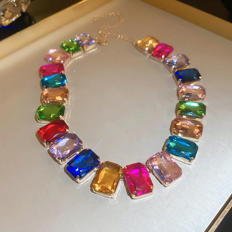 2023 Latest Baroque Colored Crystal Women Necklace European Palace Shining Vintage Rhinestone Neck Jewelry Set Collar Choker