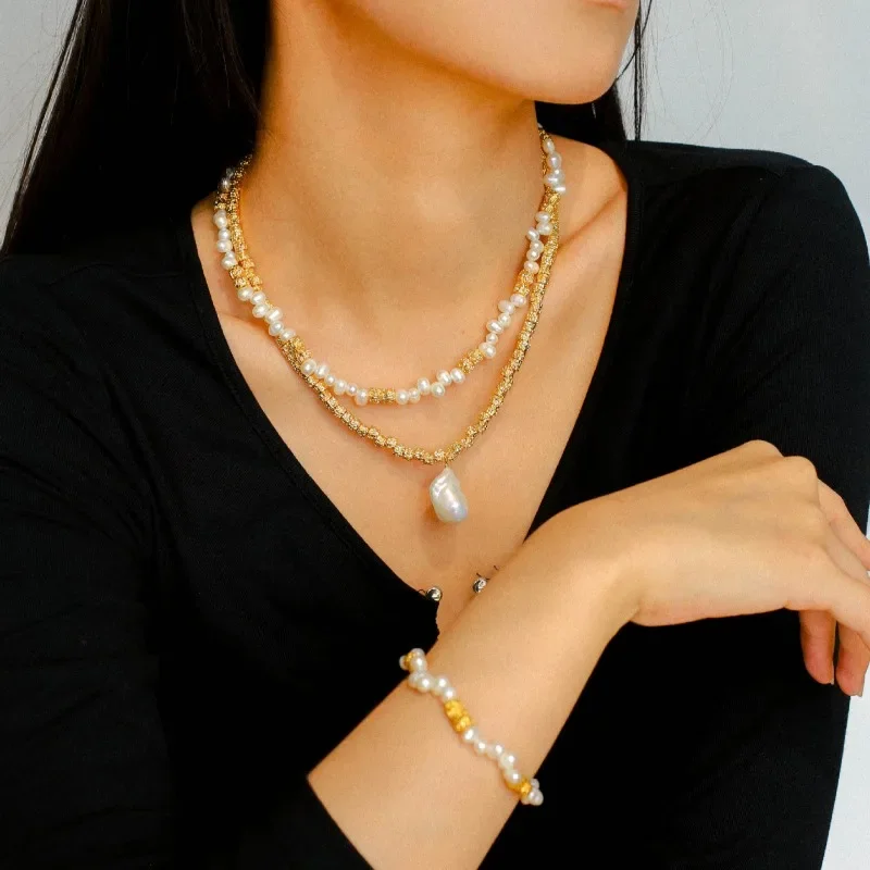 

New Designer Baroque Pearl Gold-plated Beads Necklace Bracelet for Women Two-piece Fashion Luxury Pearl Jewelry Set Ladies