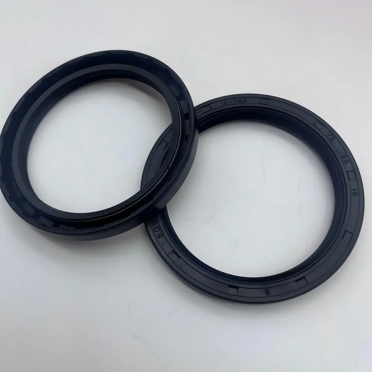 Excavator Seal Ring Framework Oil Seal Traveling Motor Seal Repair Kit 75-95-10 Framework Oil Seal 101745