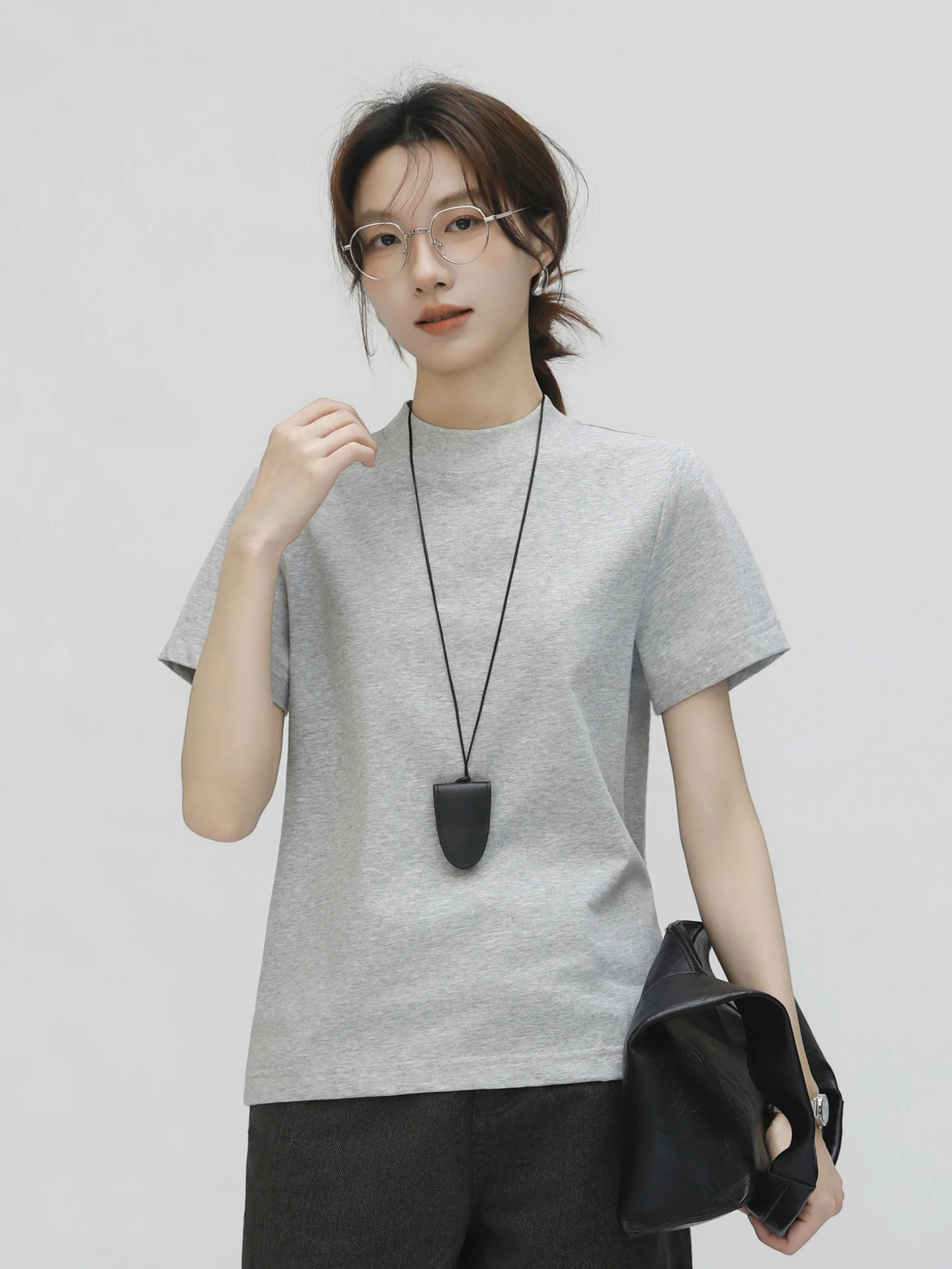 

Romantic Cotton f High Collar T-irt Women ort Sve Loose Simple Base Layer Top for Commuting And Staing