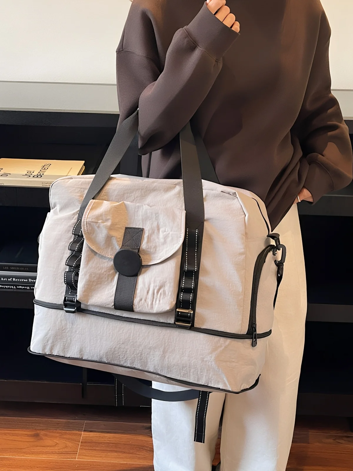 large-capacity-handheld-travel-bag-for-short-business-trips-and-fitness-sports-unisex-lightweight-fashionable-storage-luggage