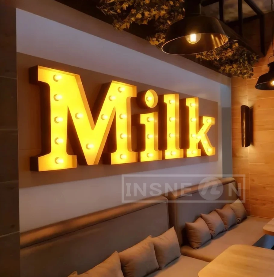 ป้ายไฟอักษรโลหะวินเทจแบบกำหนดเอง, ป้ายไฟธุรกิจแบบกำหนดเอง เหมาะสำหรับตกแต่งร้านค้า ป้ายไฟติดผนังแบบกำหนดเอง