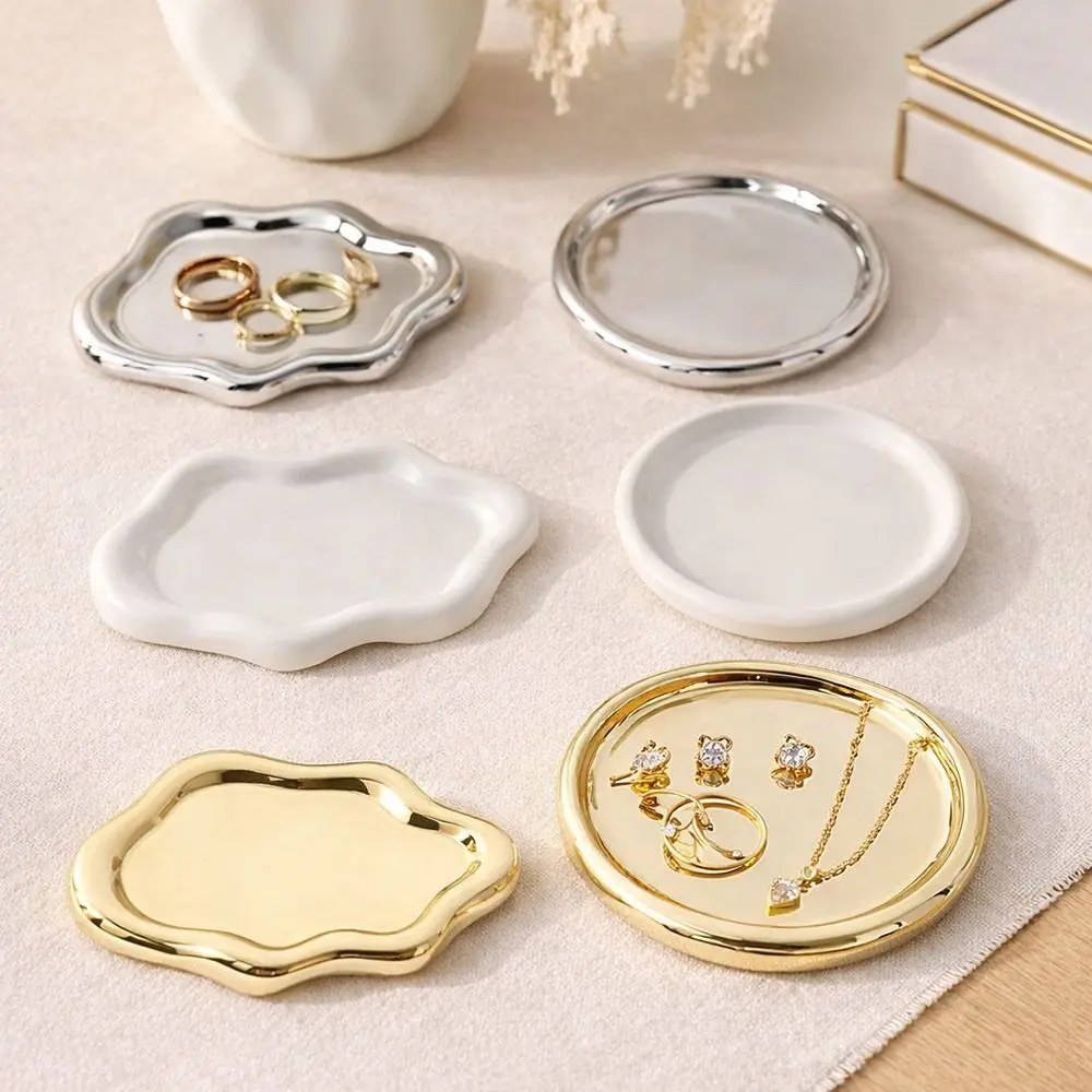 

Modern Ceramic Jewelry Storage Tray Cloud Shape Photography Prop Storage Plate Jewelry Display Plate Watches/Keys Storage