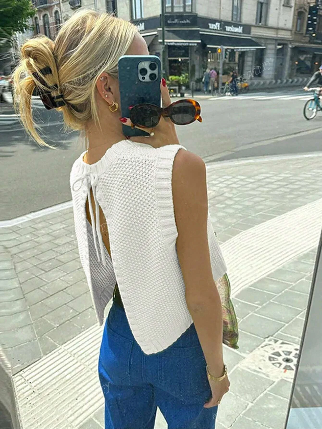 

Women's Knitted Tank Top round Neck Back Strap Design Asymmetrical Hemline Fashionable And Stylish Ladies Vest