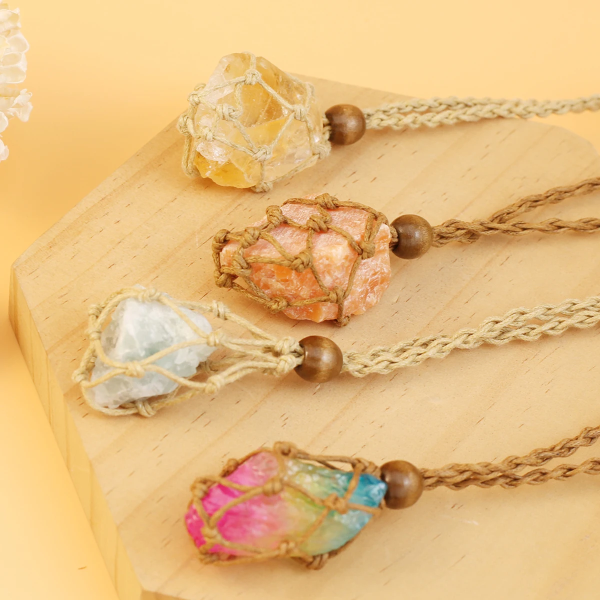 Image of Natürliche Kristall Quarz Raw Net Tasche Anhänger Halsketten Healing Stein Amethyst Behänge Handwerk Weben Seil Halskette Schmuck Geschenk