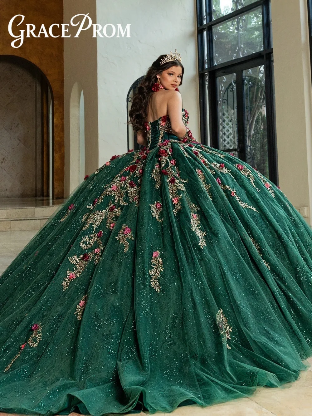 Vintage Emerald Green Quinceanera Dress With Burgundy Floral Appliques Sweetheart Neckline Tulle Gown For Sweet 16 Celebration 4