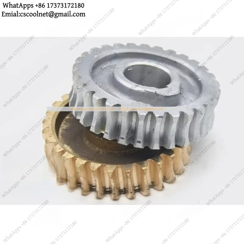 JS03 Lawn Mower Weeding Wheel Gearbox Aluminum Copper Worm Gear 4 Stroke Universal Parts
