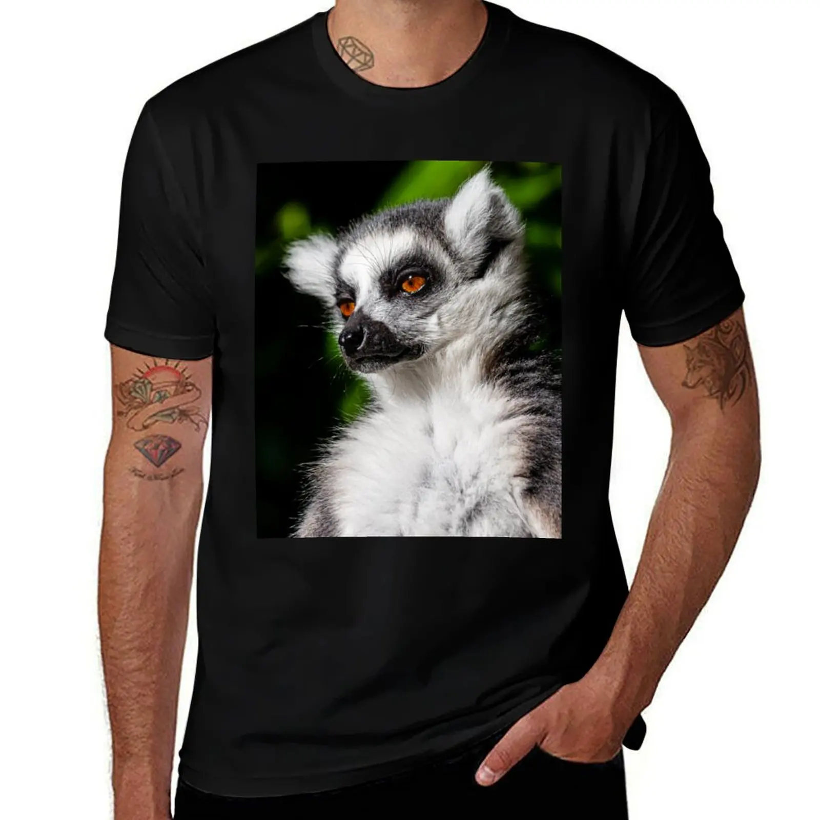 

The Lemur Look! T-Shirt graphic t shirts for man cotton t shirts high quality man t shirt cotton high quality T-shirt