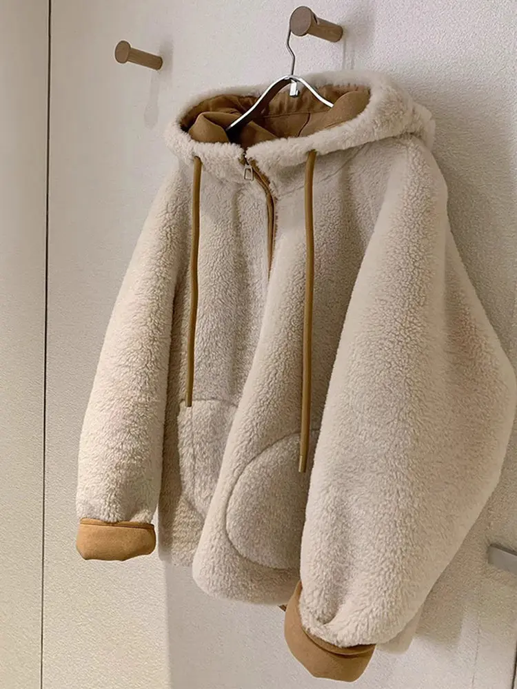 

plus Size Women's Sheepskin Jacket Thickened Long Sleeve Hooded Coat Fur Outerwear Autumn Winter Loose Fit Integrated Leather