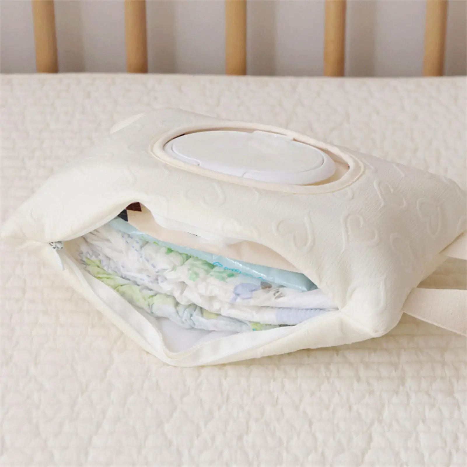 

Travel Wet Wipe Holder Bag Large Capacity Napkin Storage Container Dustproof Wet Wipe Dispenser for Baby Stroller Accessories