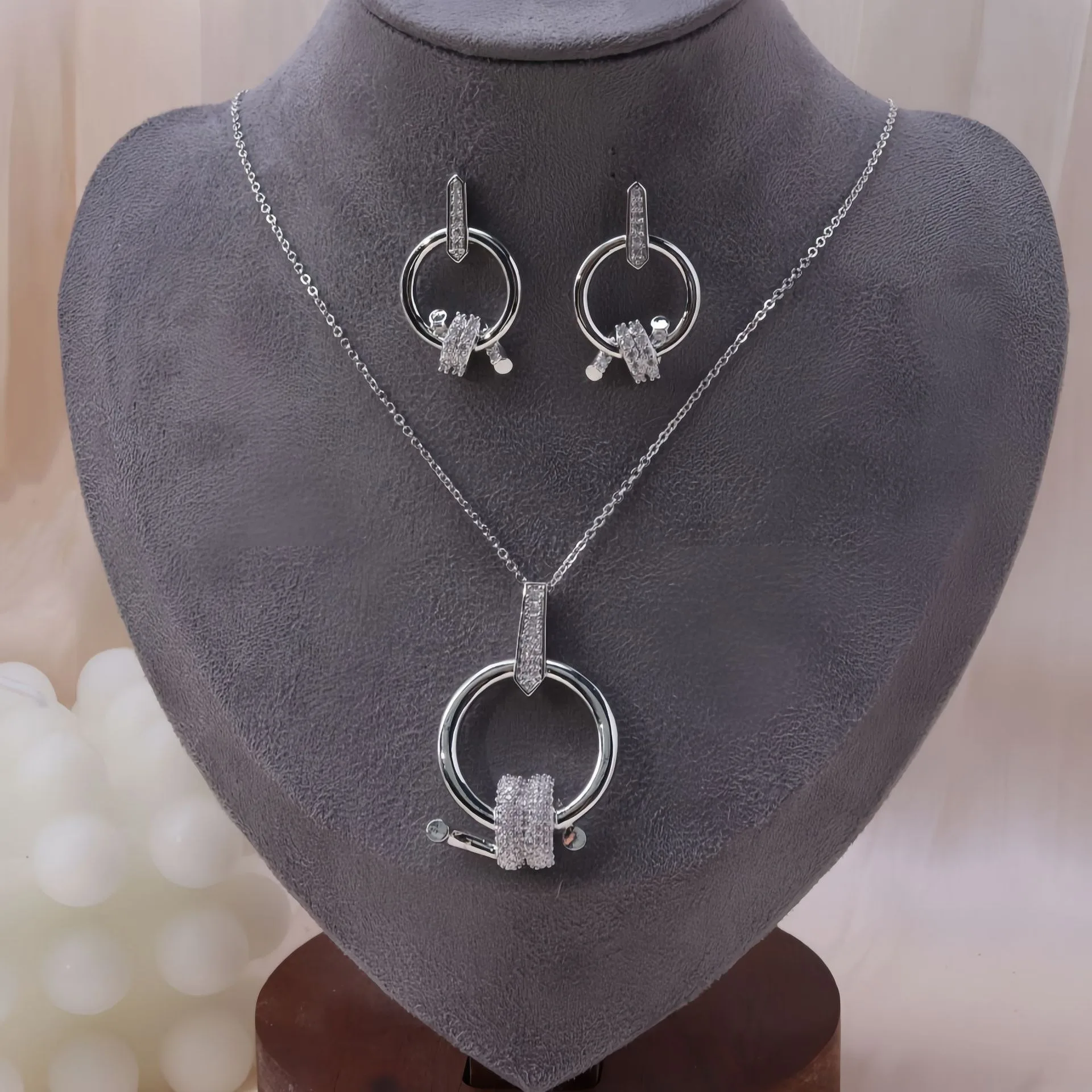 

Trendy Knot Shape Full Zirconia necklace earrings set Women Bridal Dress Wedding Jewelry Set Everyday Fashion Jewelry