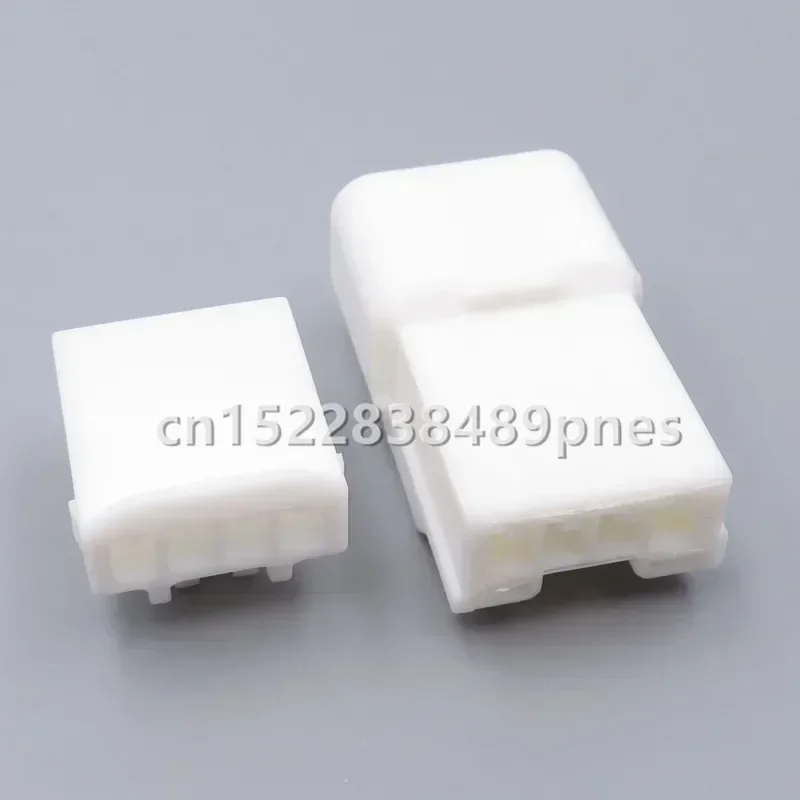 4 Pole 7283-1044 Automobile Horn Power Connector Car Wiring Harness Socket For Lexus Toyota