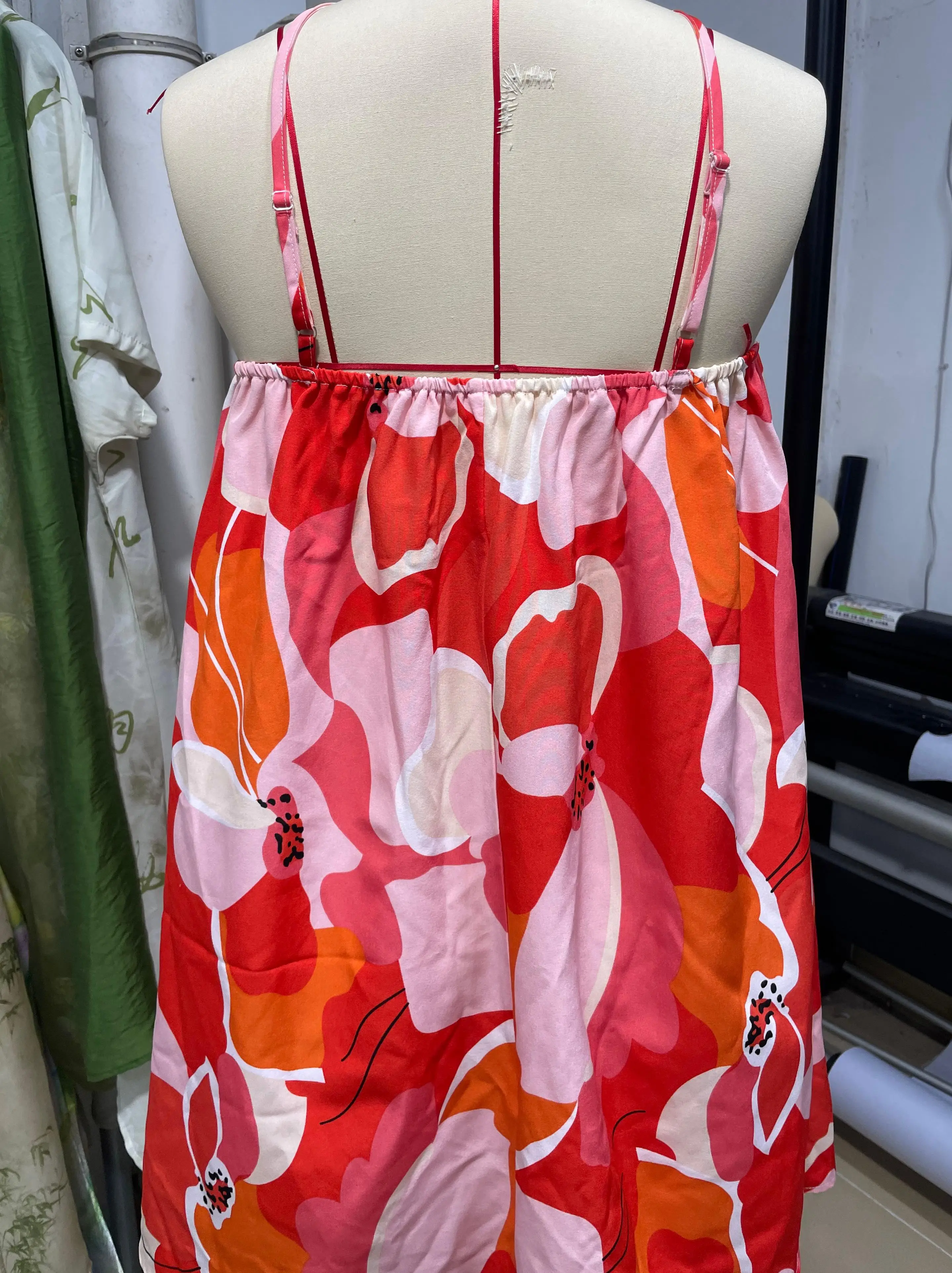 Frühling Sommer Neues Cross-Border Ärmelloses Trägerloses Minikleid mit Ganzkörper-Print im Strandurlaub-Stil Damenbekleidung – Detail 11