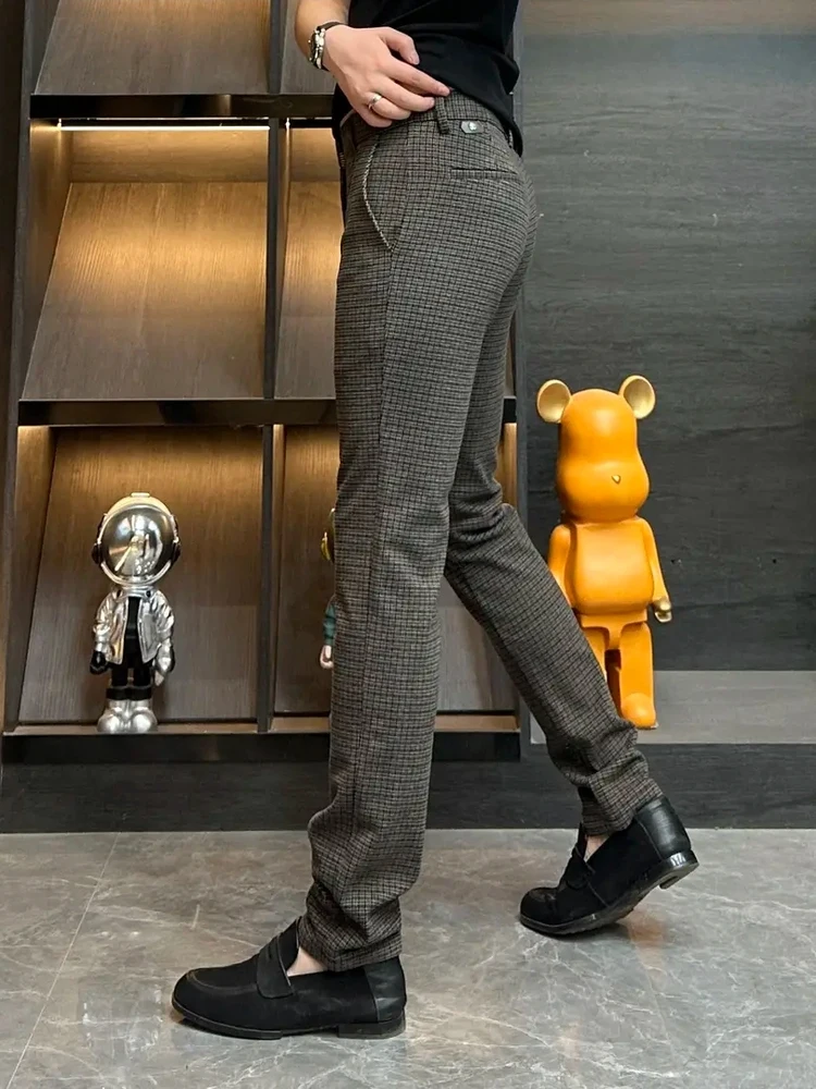 

Новые мужские повседневные брюки: осенне-зимняя модная тенденция, индивидуальный стиль, высокое качество, облегающий крой, антибактериальные, зауженные к низу.