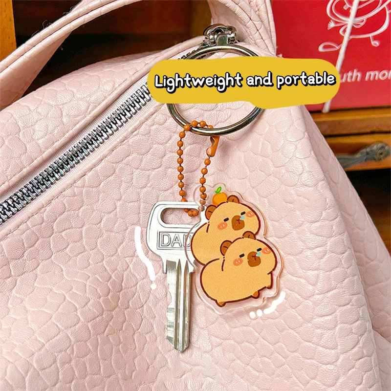 Porte-clés Kawaii Creative Capybara, porte-clés animal de dessin animé mignon, joli porte-clés en acrylique, pendentif de sac d'école, cadeaux de couple