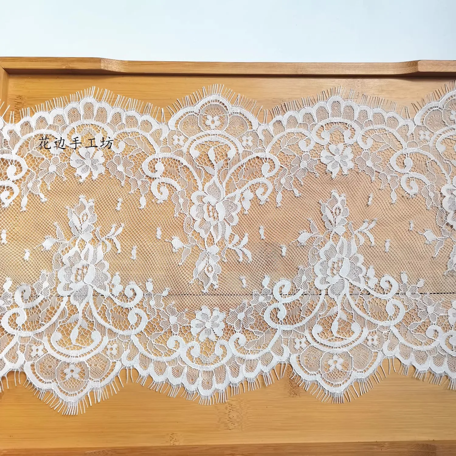 21Cm Wide Retro Eye…