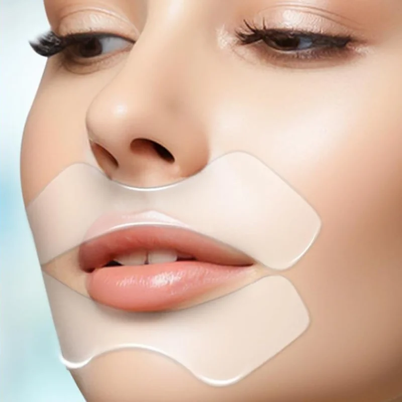 1 paio di cerotti liscianti per le rughe delle labbra notturne - Trattamento viso a linee sottili senza profumo per tutti i tipi di beige chiaro