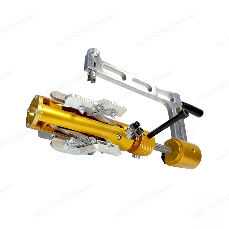 PE pipe rotary scraper gas pipe to remove oxide layer Mechanical manual scraping pipe surface oxide layer