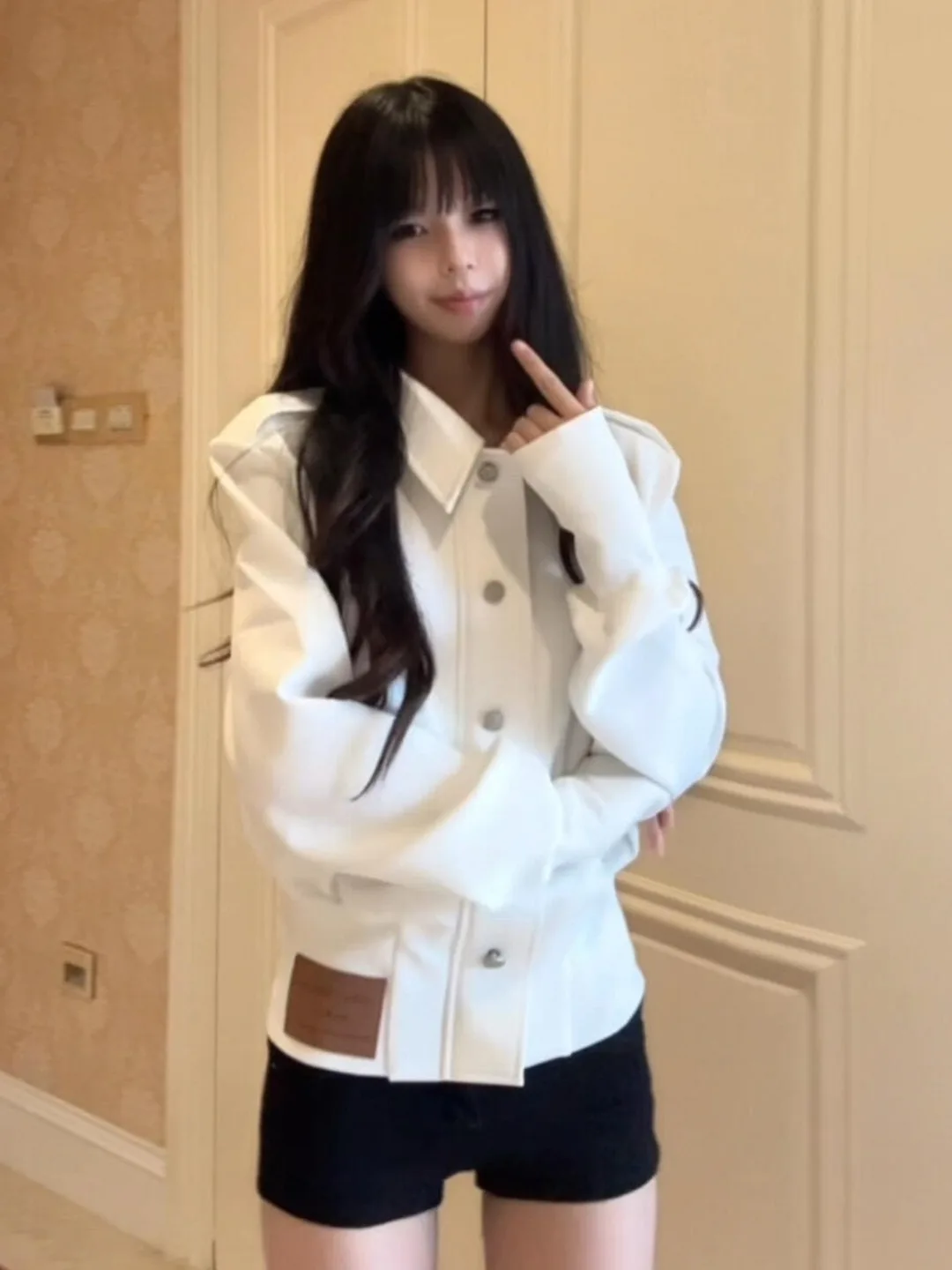 

Белая женская бейсбольная куртка из полиэстера, весна-осень 2026, новая, уникальная, красивая, повседневная, с длинными рукавами