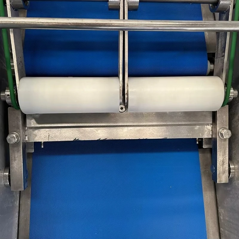 Pelatrice automatica per pesce da tavolo Piccola sbucciatrice automatica per pesce