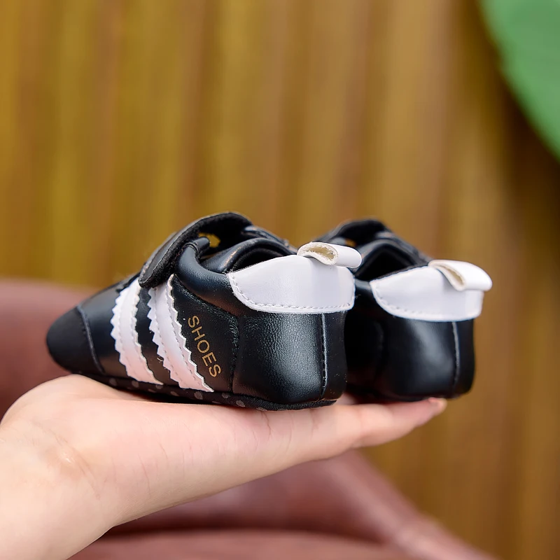 Frühlings- und Herbst-Babyschuhe, farblich abgesetzte, gestreifte Babyschuhe mit Klettverschluss, Lauflernschuhe mit weicher Sohle für Neugeborene, 0–12 Monate, Schuhe für Jungen und Mädchen – Detail 24