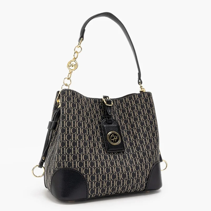 حقيبة كروس نسائية كلاسيكية رائعة ذات سعة كبيرة من CH حقيبة كروس نسائية عصرية وعالية الجودة وخفيفة الوزن