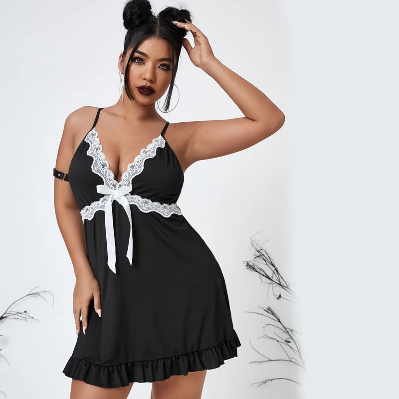 

Sexy Women's Nightgown with Deep V-Neck, Lace Seductive Slit, and Short Straps for Home Wear