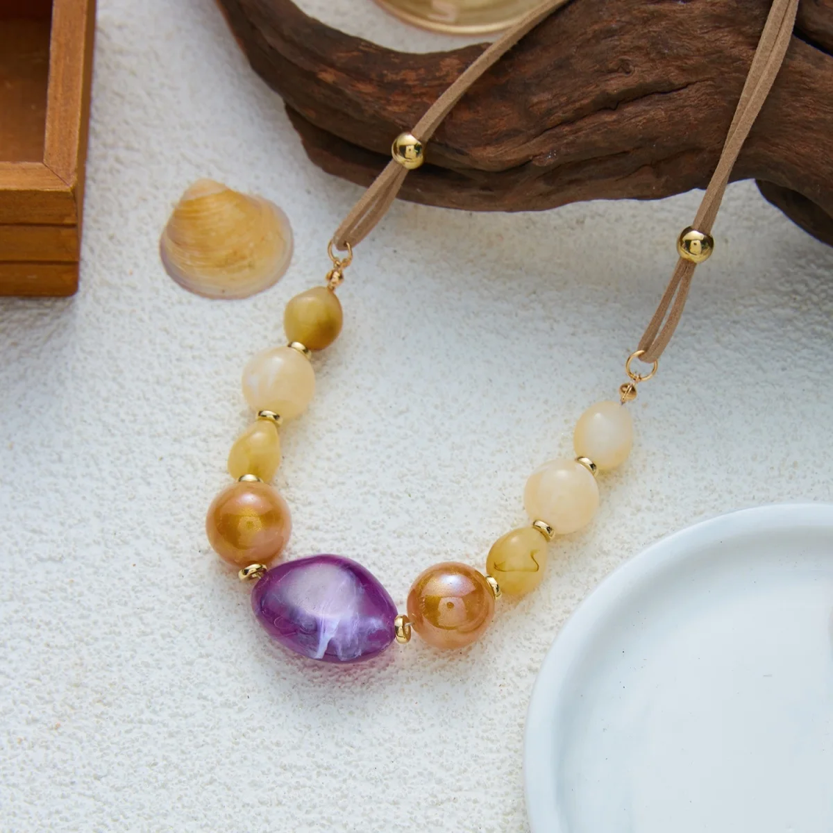 Ins Vintage Mehrfarbige Unregelmäßige Acrylperlen-Halskette für Damen und Herren, Handgefertigte Samtkette, Harzperlen-Choker, Ästhetischer Schmuck – Detail 28
