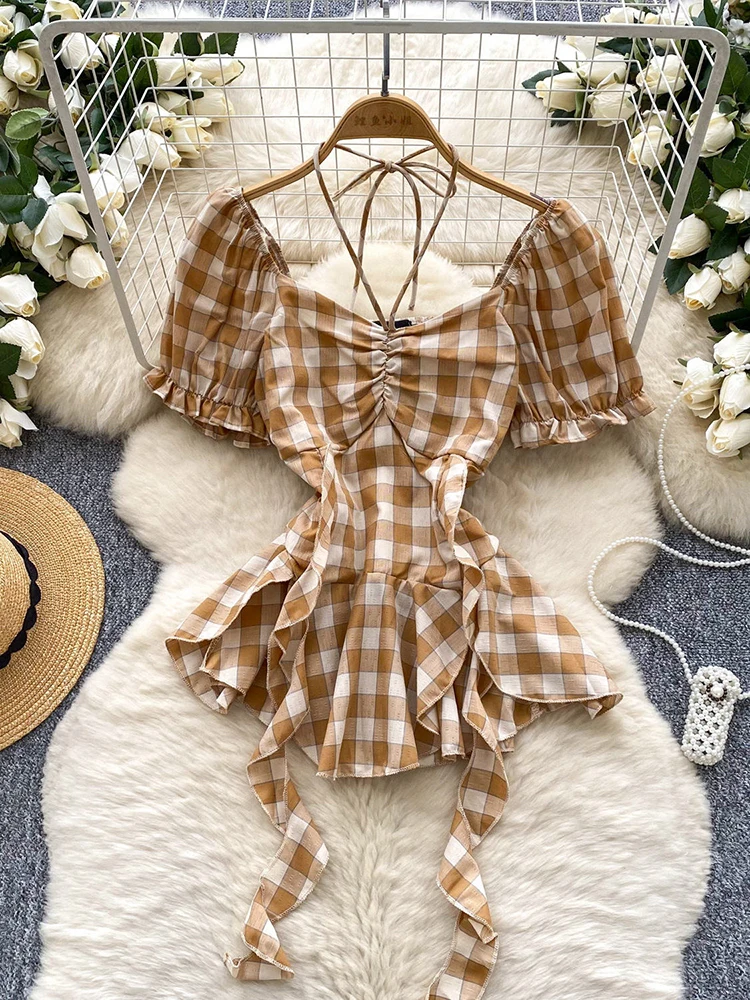 Checkered hanging neck off shoulder bubble sleeve shirt women in summer new flowing ribbons slim fit and fashion casual top