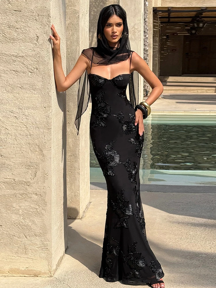 Whatiwear Abito lungo moda sexy Donna Ricamo floreale Collo basso Fasciatura incrociata Backless Senza maniche Abiti skinny eleganti