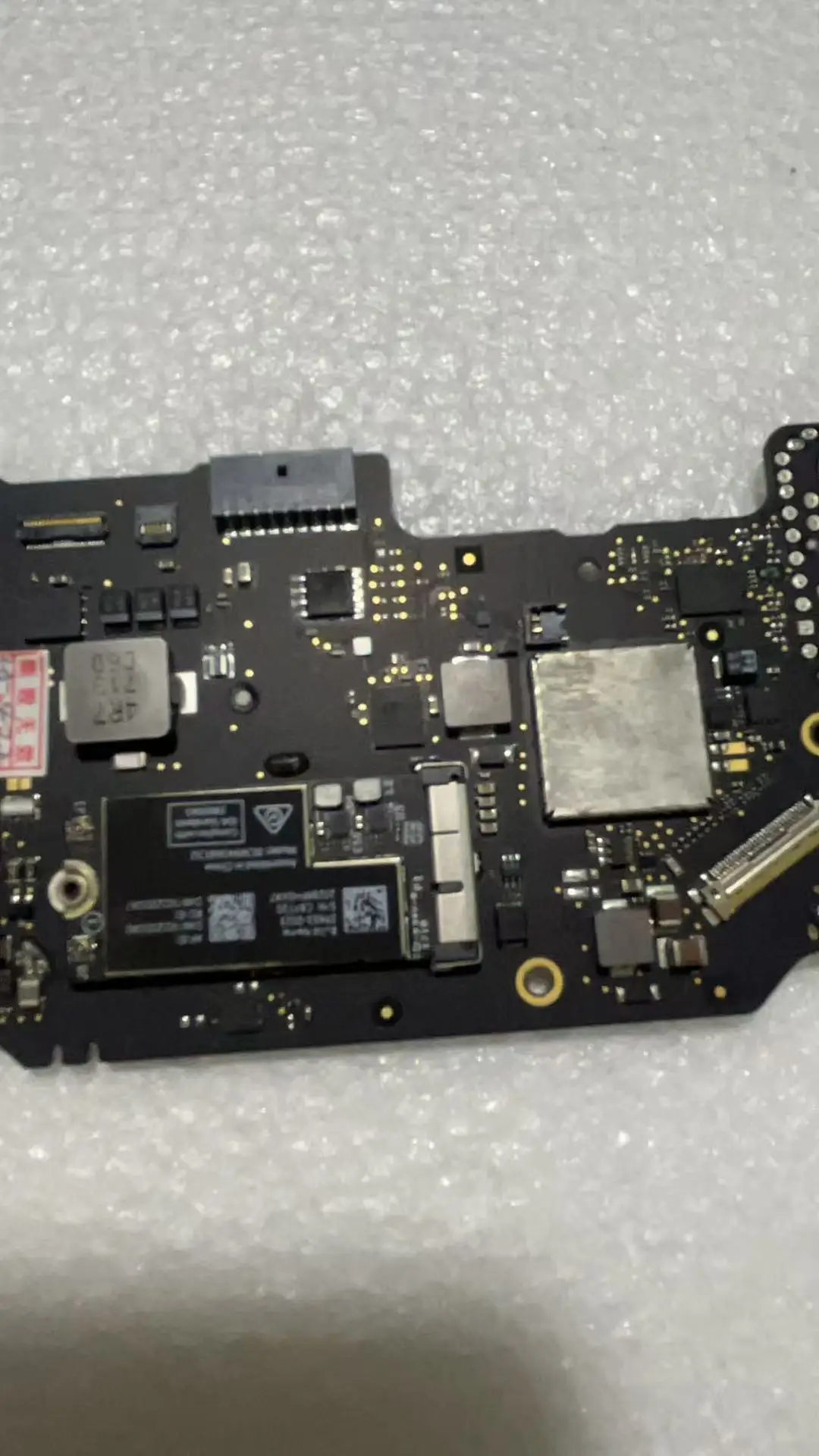 820-00165-A Equipped with wireless network card A1466 1.8GHZ 8GB  1.6GHZ 8GB 2.2GHZ  8GB 100% tested good motherboard