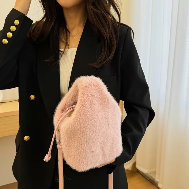 

2025 Новая высококачественная женская кожаная сумка через плечо, роскошный бренд, известный дизайнер, Париж, простая классика ​