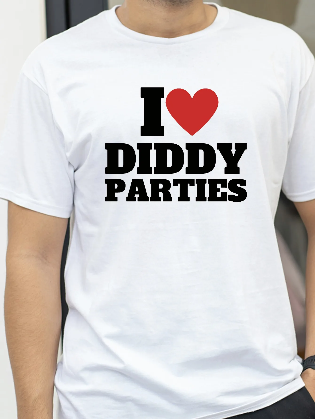 

I Love Diddy Parties Funny Print T-Shirt Unisex Short Sleeve Oversized O-Neck Novelty Fashion Gift Tee