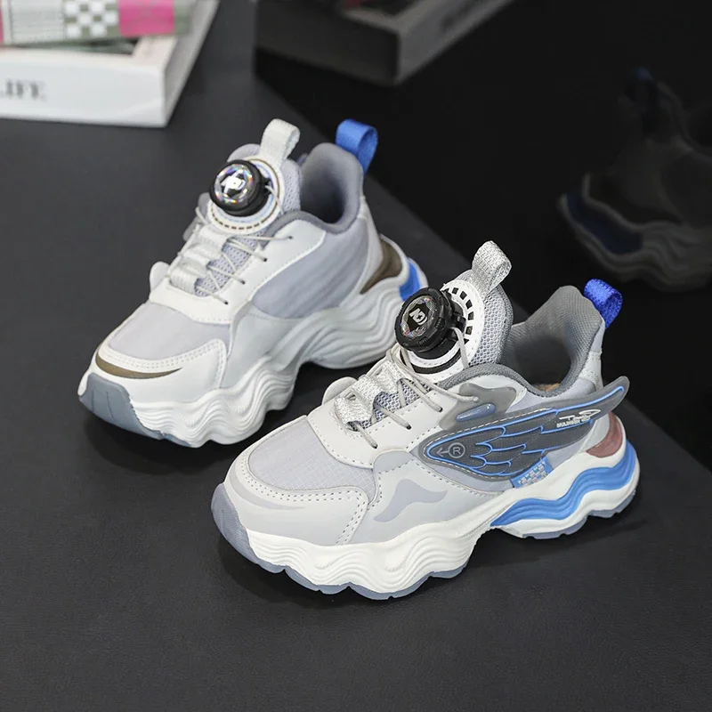 

2024 New Fashion Children's Shoes Students Wing Decoration Non-slip Sports Shoes Boys Shoes Comfortable Casual Sneakers