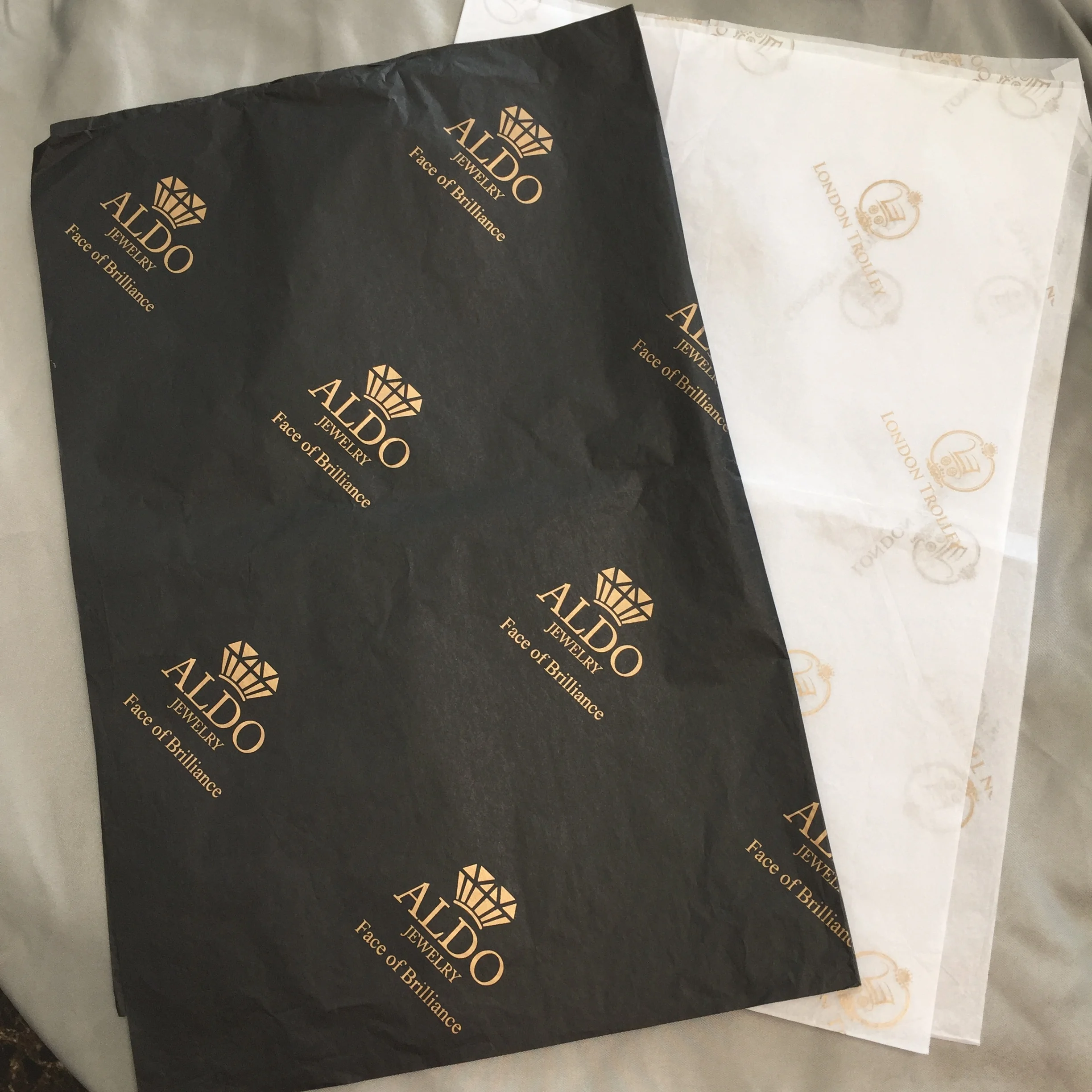 Custom 17Gsm Wrapping Paper Packaging Tissue Paper Black And White With Your Own Logo Printed