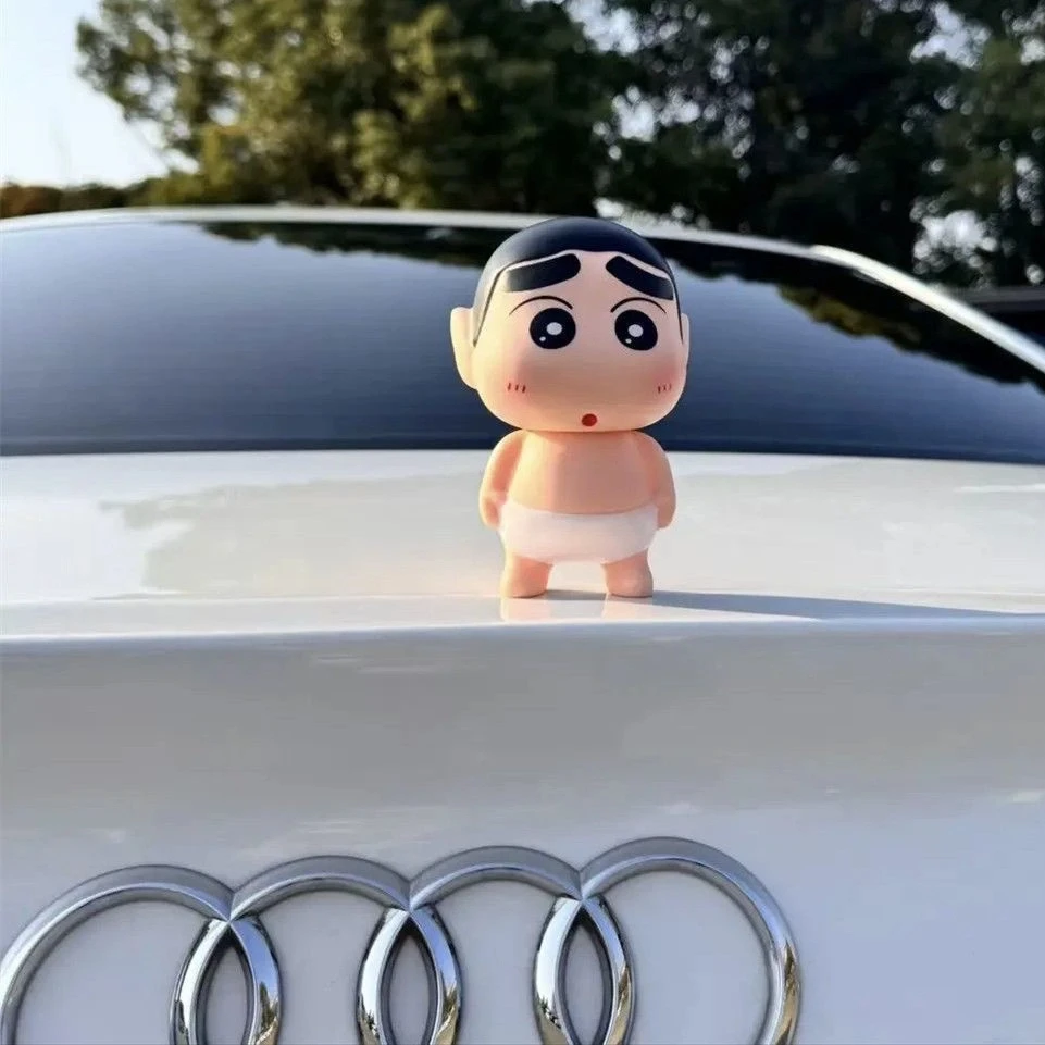 13CM Nowe Anime Crayon Shin-chan Buriburizaemon kawaii Figurki Akcji Model PVC Ozdoba Dekoracja Samochodu Zabawki Lalka Prezenty