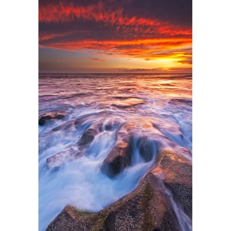 

69-клавишная проводная эргономичная игровая клавиатура, бесшумная нерегулярная клавиатура с RGB-подсветкой для Windows Linux, домашнего офиса, игрового ПК