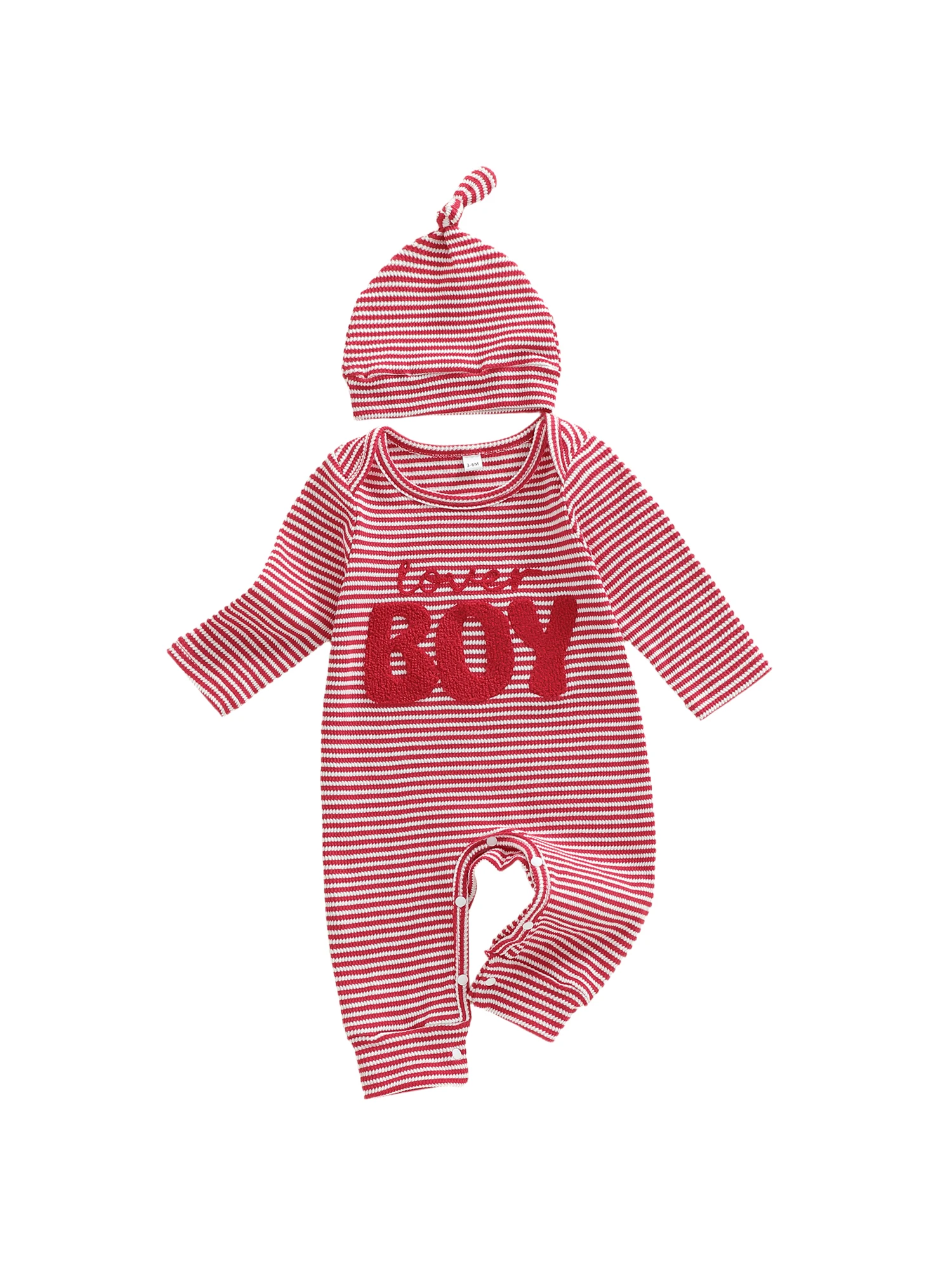 ชุดวันวาเลนไทน์สำหรับเด็กผู้ชายวัยหัดเดิน ชุดรอมเปอร์คอกลมแขนยาวพิมพ์ลายหัวใจสีแดงพร้อมหมวกและถุงเท้าที่เข้าชุดกัน