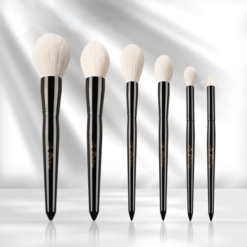 The Makeup Brushes Set Luxury Natural Long-Tip Goat Hair Black Cosmetic Kit Tools for Face Eye Powder Blush Highlight Shadow