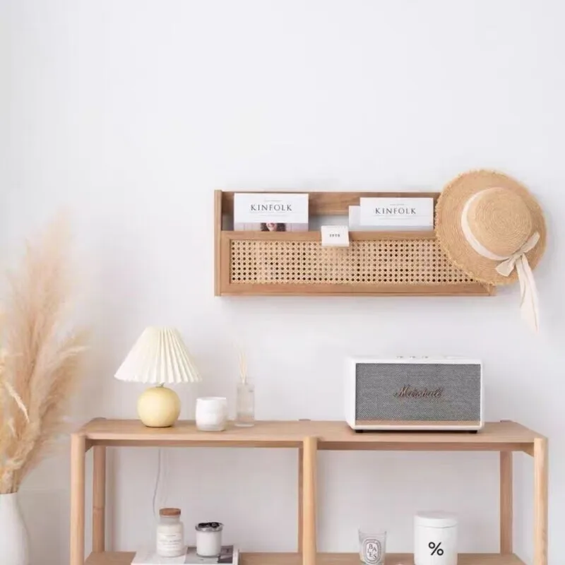 رف كتب مجلة معلق على الحائط من الخشب الصلب من الروطان على الطراز الياباني لغرفة النوم وغرفة المعيشة جدار بسيط لتخزين الكتب رف كتب الصور