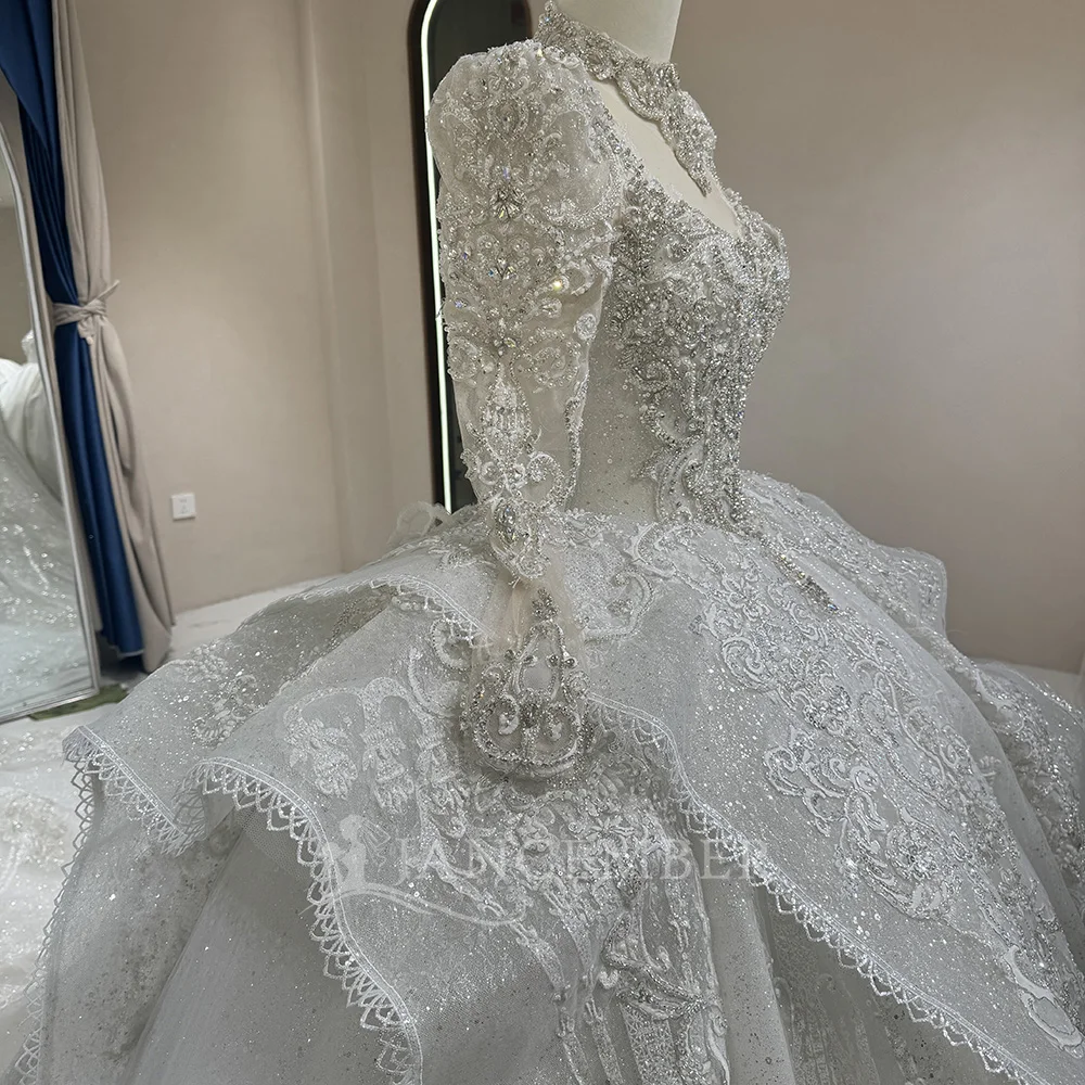 Vestidos de casamento brancos personalizados 2025 o-pescoço frisado personalizado mangas compridas vestido de baile até o chão tribunal trem vestido de noiva dw103